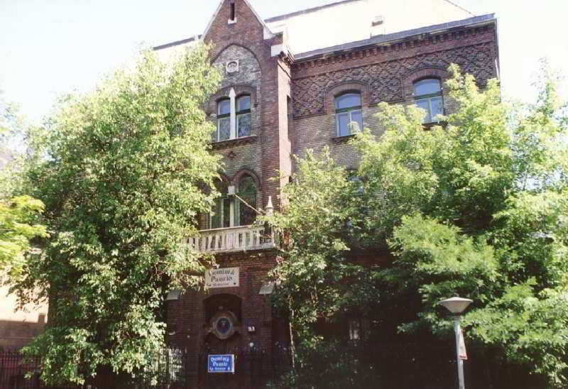 Bed and Breakfast Dominik Panzio Budapest Exterior foto